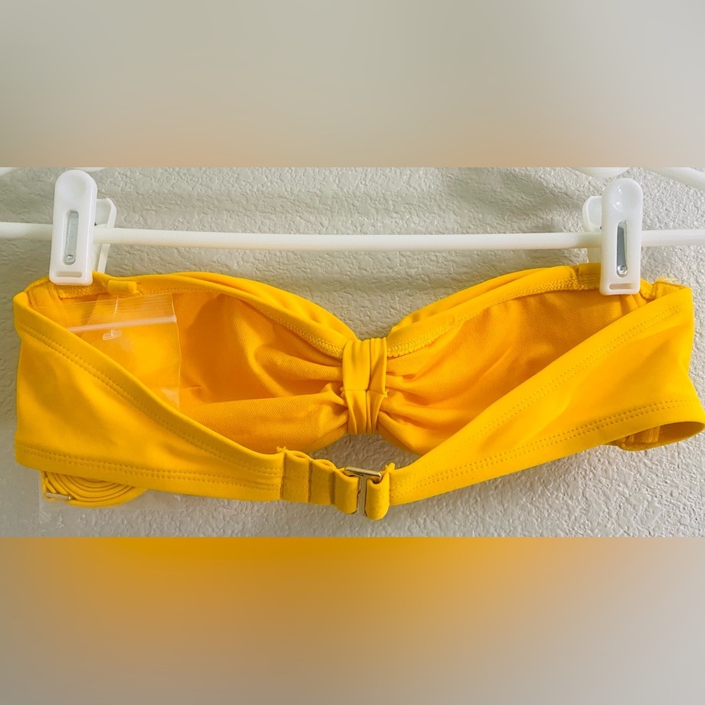 Wild Fable yellow knot front bikini top with adjustable straps Size small - Picture 3 of 6